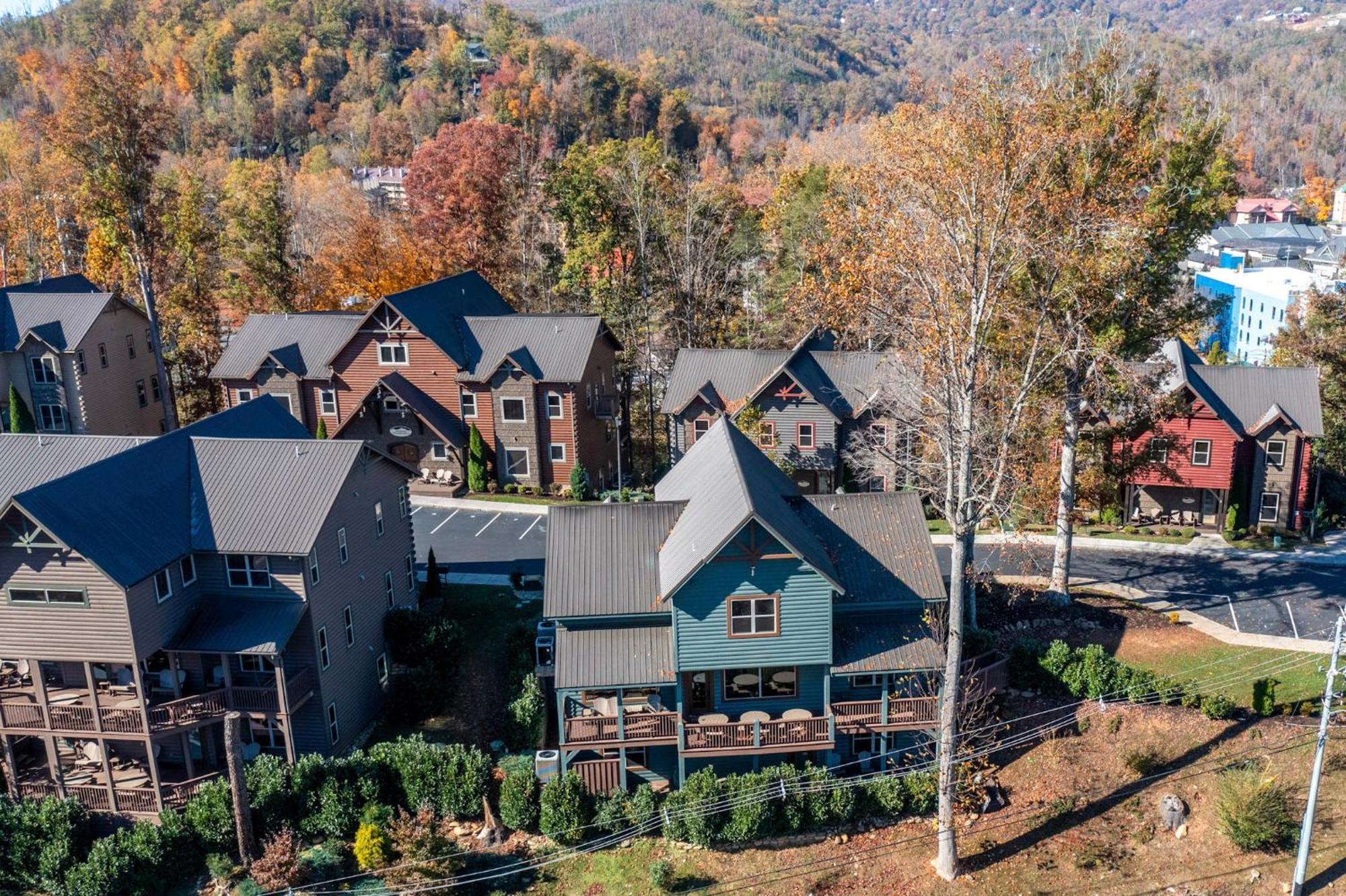 The Majestic Pine Retreat By Stony Brook Cabins Vila Gatlinburg Exterior foto